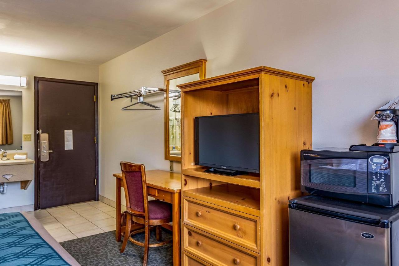 Rodeway Inn Bozeman Exterior photo